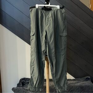 💥Moose‎ Creek Nylon Adventure Cargo Pants💥